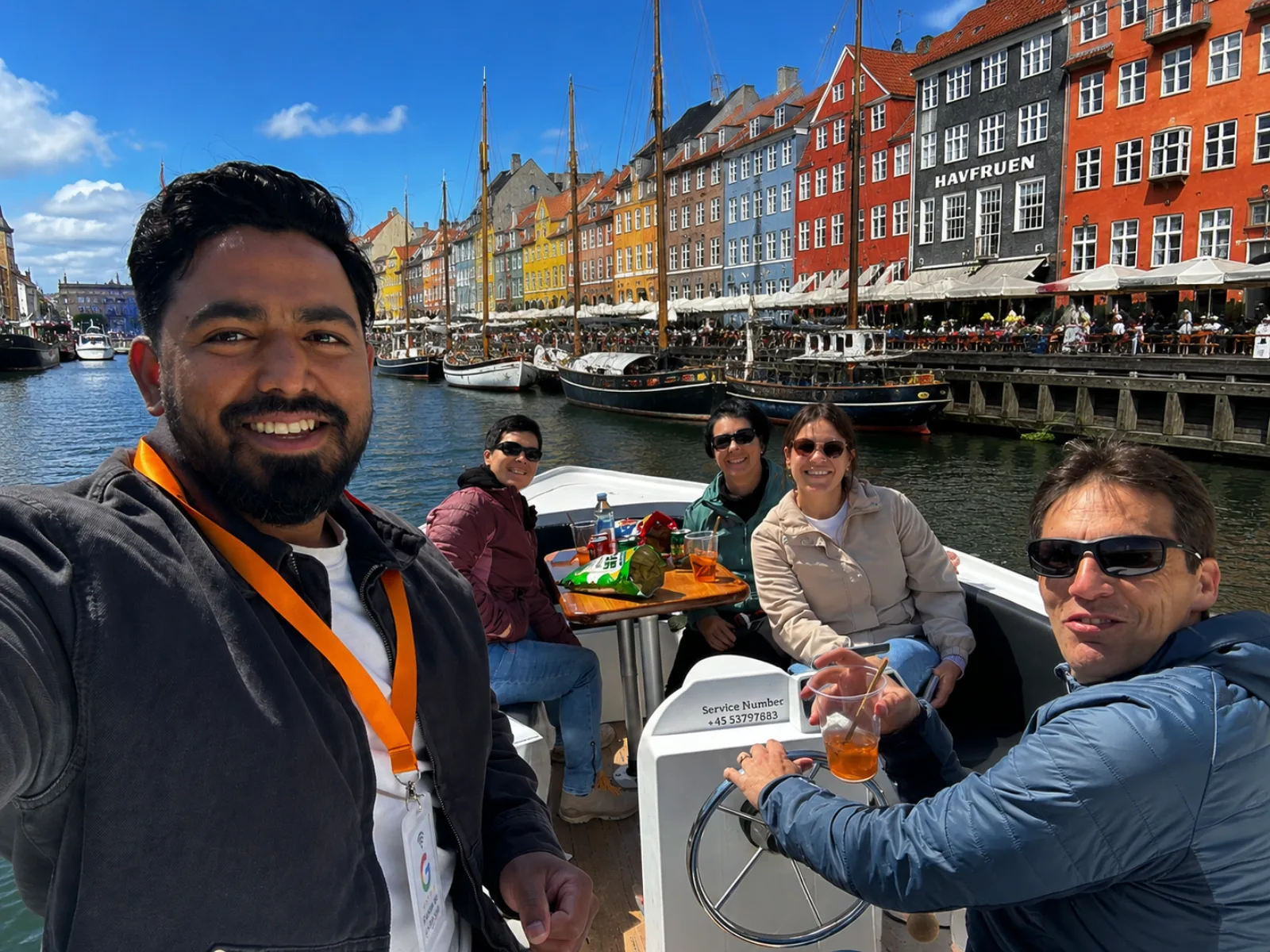 Copenhagen: Guided Boat Tour Through Beautiful Canals